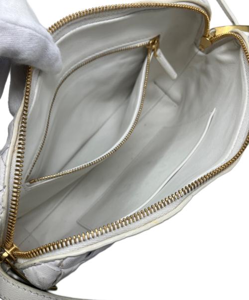 BOTTEGA VENETA（ボッテガベネタ）BOTTEGA VENETA (ボッテガベネタ) BOTTEGA VENETA イントレチャート ショルダーバッグ ホワイトの古着・服飾アイテム