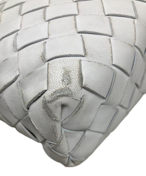 BOTTEGA VENETA（ボッテガベネタ）BOTTEGA VENETA (ボッテガベネタ) BOTTEGA VENETA イントレチャート ショルダーバッグ ホワイトの古着・服飾アイテム