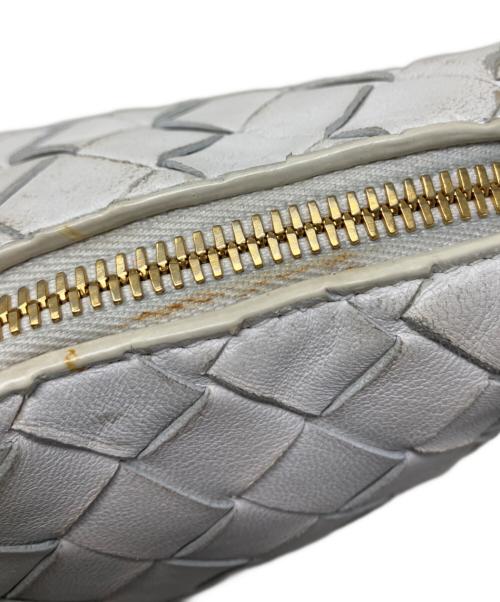 BOTTEGA VENETA（ボッテガベネタ）BOTTEGA VENETA (ボッテガベネタ) BOTTEGA VENETA イントレチャート ショルダーバッグ ホワイトの古着・服飾アイテム