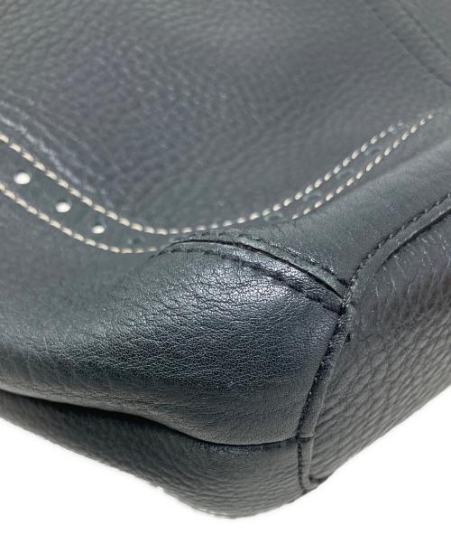 COACH（コーチ）COACH (コーチ) COACH ハンプトンズ ショルダーバッグ ブラックの古着・服飾アイテム