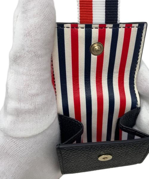 Thom Browne（トムブラウン）Thom Browne (トムブラウン) Thom Browne AirPods Proケース ブラックの古着・服飾アイテム