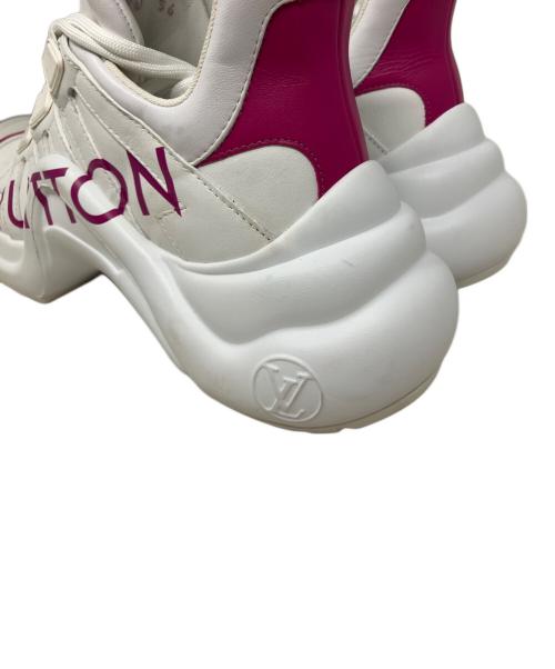 LOUIS VUITTON（ルイ ヴィトン）LOUIS VUITTON (ルイ ヴィトン) LOUIS VUITTON LVアークライト スニーカー ホワイト×ピンク サイズ:36の古着・服飾アイテム