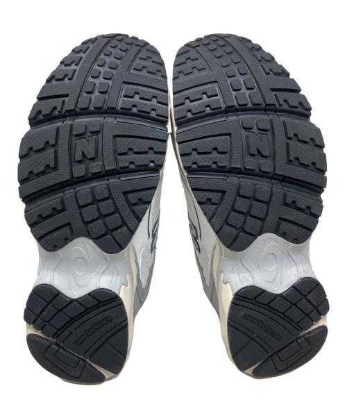 NEW BALANCE（ニューバランス）NEW BALANCE (ニューバランス) NEW BALANCE スニーカー グレー×ホワイト サイズ:26.5㎝の古着・服飾アイテム
