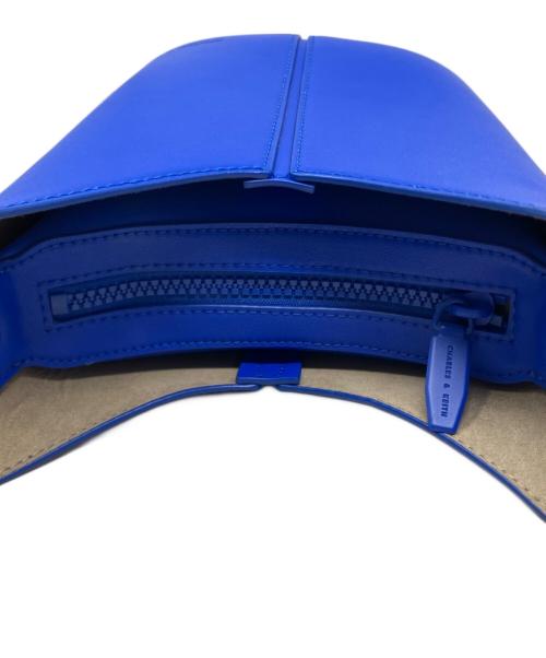 CHARLES & KEITH（チャールズアンドキース）CHARLES & KEITH (チャールズアンドキース) CHARLES & KEITH ショルダーバッグ ブルーの古着・服飾アイテム