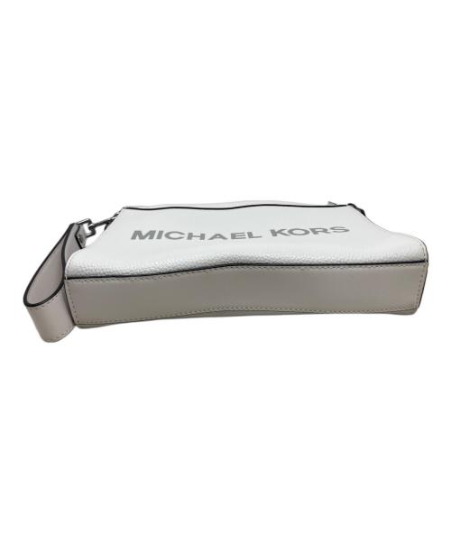 MICHAEL KORS（マイケル・コース）MICHAEL KORS (マイケル・コース) MICHAEL KORS ショルダーバッグ ホワイトの古着・服飾アイテム