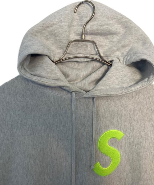 SUPREME（シュプリーム）Supreme (シュプリーム) Supreme S Logo Hooded Sweatshirt プルオーバーパーカー グレー サイズ:Mの古着・服飾アイテム