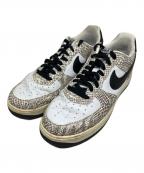 NIKEナイキ）の古着「NIKE AIR FORCE 1 LOW RETRO スニーカー」｜ホワイト