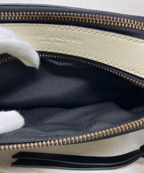 MARC JACOBS（マークジェイコブス）MARC JACOBS (マークジェイコブス) MARC JACOBS ショルダーバッグ ブラック×ホワイトの古着・服飾アイテム