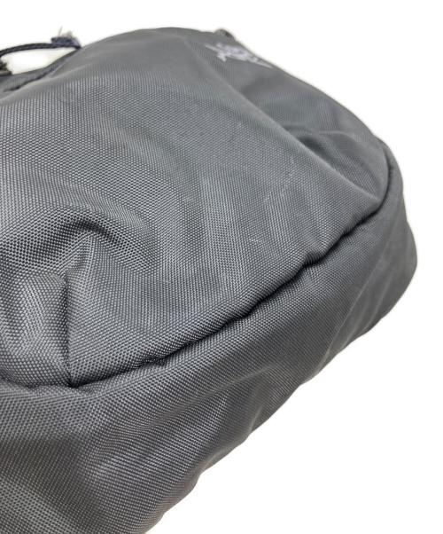 ARC'TERYX（アークテリクス）ARC'TERYX (アークテリクス) ARC'TERYX マンティス ウエストバッグ グレーの古着・服飾アイテム