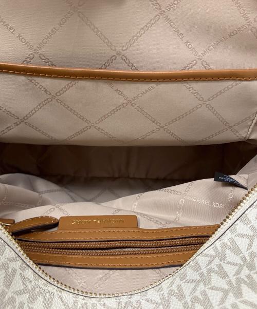 MICHAEL KORS（マイケル・コース）MICHAEL KORS (マイケル・コース) MICHAEL KORS リュック ホワイト×ブラウンの古着・服飾アイテム