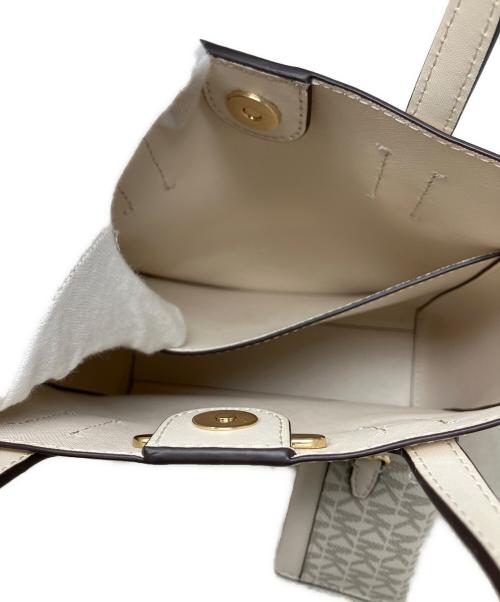 MICHAEL KORS（マイケルコース）MICHAEL KORS (マイケルコース) MICHAEL KORS 2WAYバッグ ベージュの古着・服飾アイテム
