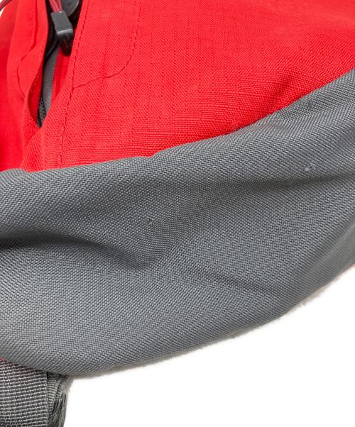 NIKE（ナイキ）NIKE (ナイキ) NIKE ボディーバッグ レッド×グレーの古着・服飾アイテム