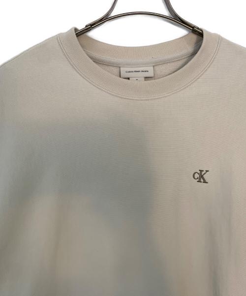 Calvin Klein（カルバンクライン）Calvin Klein (カルバンクライン) Calvin Klein プレミアムテリーモノグラムクルーネックスウェット ベージュ サイズ:Mの古着・服飾アイテム