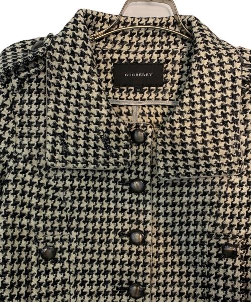 BURBERRY（バーバリー）BURBERRY (バーバリー) BURBERRY ジャケット ホワイト×ブラック サイズ:40の古着・服飾アイテム