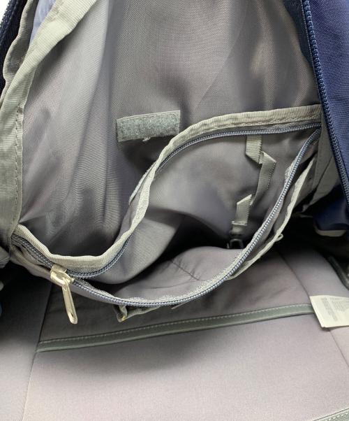 THE NORTH FACE（ザ ノース フェイス）THE NORTH FACE (ザ ノース フェイス) THE NORTH FACE リュック ネイビーの古着・服飾アイテム
