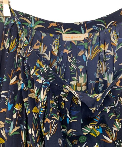 TORY BURCH（トリーバーチ）TORY BURCH (トリーバーチ) TORY BURCH スカート ネイビーの古着・服飾アイテム
