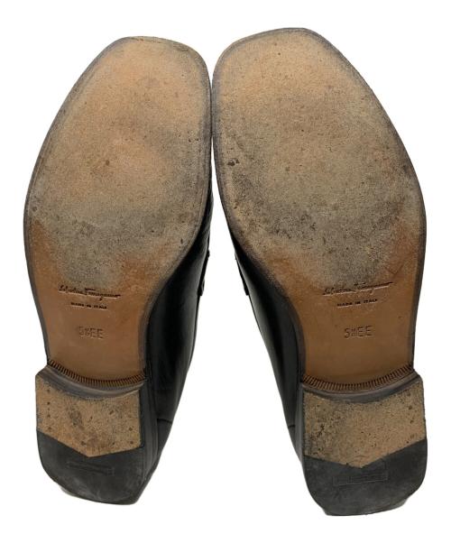 Salvatore Ferragamo（サルヴァトーレ フェラガモ）Salvatore Ferragamo (サルヴァトーレ フェラガモ) Salvatore Ferragamo ローファー ブラック サイズ:5 1/2 EEの古着・服飾アイテム