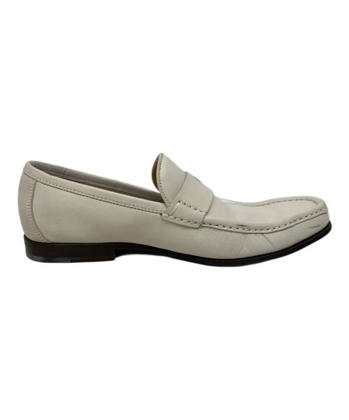 Salvatore Ferragamo（サルヴァトーレ フェラガモ）Salvatore Ferragamo (サルヴァトーレ フェラガモ) Salvatore Ferragamo シューズ アイボリー サイズ:6 1/2の古着・服飾アイテム