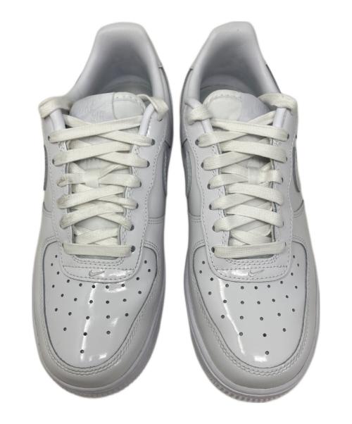 NIKE（ナイキ）NIKE (ナイキ) NIKE エアフォース1 '07 スニーカー ホワイト サイズ:24.5cmの古着・服飾アイテム