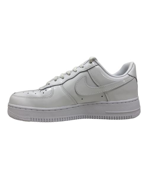 NIKE（ナイキ）NIKE (ナイキ) NIKE エアフォース1 '07 スニーカー ホワイト サイズ:24.5cmの古着・服飾アイテム