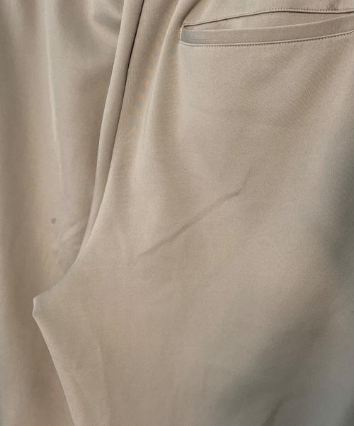 UNDER ARMOUR（アンダーアーマー）UNDER ARMOUR (アンダーアーマー) UNITED ARROWS (ユナイテッドアローズ) UNDER ARMOUR UNITED ARROWS パンツ ベージュ サイズ:Mの古着・服飾アイテム