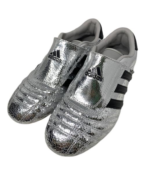 adidas（アディダス）adidas (アディダス) adidas ローカットスニーカー シルバー×ブラック サイズ:23.5cmの古着・服飾アイテム