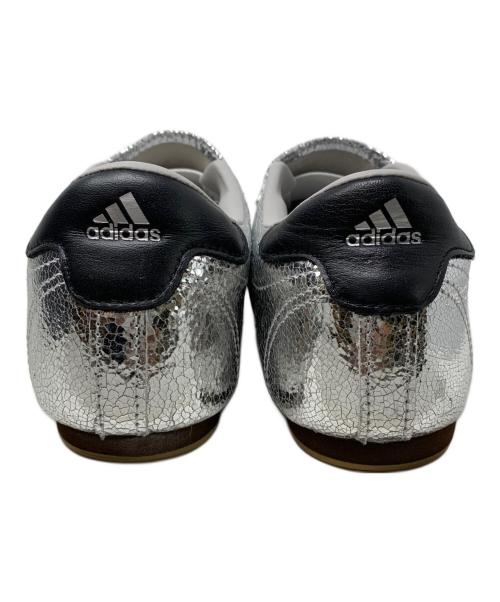 adidas（アディダス）adidas (アディダス) adidas ローカットスニーカー シルバー×ブラック サイズ:23.5cmの古着・服飾アイテム