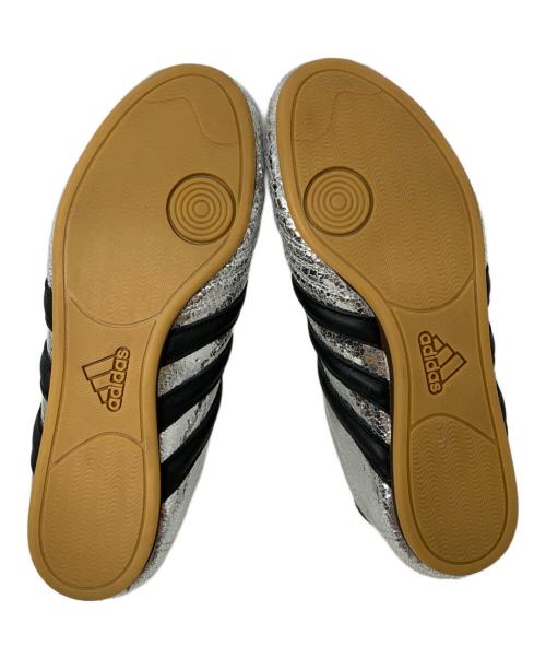 adidas（アディダス）adidas (アディダス) adidas ローカットスニーカー シルバー×ブラック サイズ:23.5cmの古着・服飾アイテム