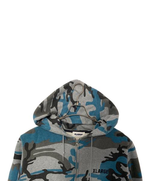 X-LARGE（エクストララージ）X-LARGE (エクストララージ) X-LARGE ジップパーカー グレー×ブルー×ブラック サイズ:Mの古着・服飾アイテム