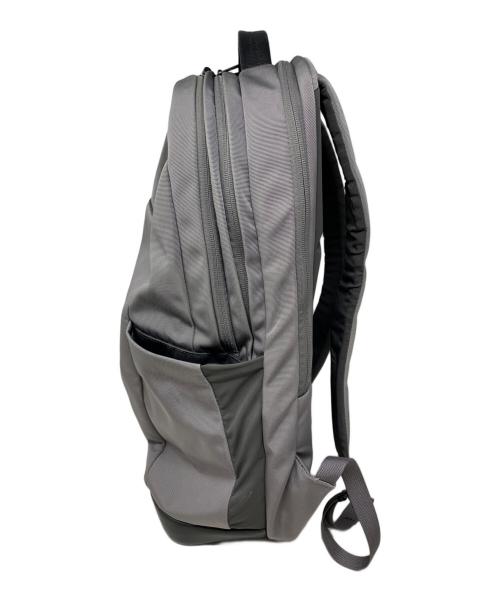 THE NORTH FACE（ザ ノース フェイス）THE NORTH FACE (ザ ノース フェイス) THE NORTH FACE リュック グレーの古着・服飾アイテム