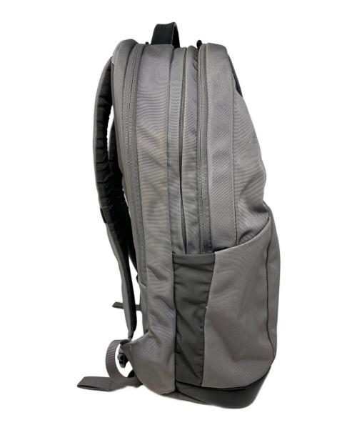THE NORTH FACE（ザ ノース フェイス）THE NORTH FACE (ザ ノース フェイス) THE NORTH FACE リュック グレーの古着・服飾アイテム