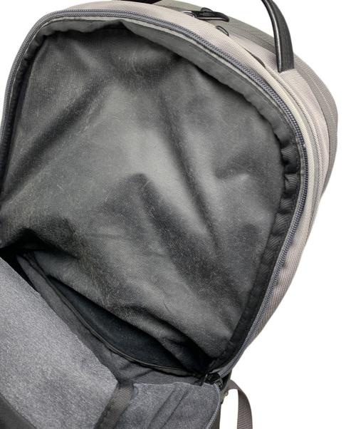 THE NORTH FACE（ザ ノース フェイス）THE NORTH FACE (ザ ノース フェイス) THE NORTH FACE リュック グレーの古着・服飾アイテム