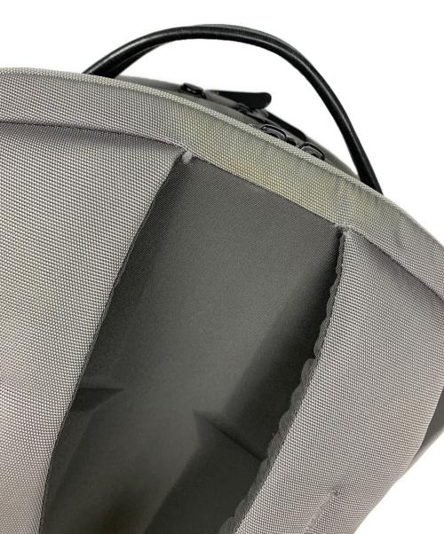 THE NORTH FACE（ザ ノース フェイス）THE NORTH FACE (ザ ノース フェイス) THE NORTH FACE リュック グレーの古着・服飾アイテム
