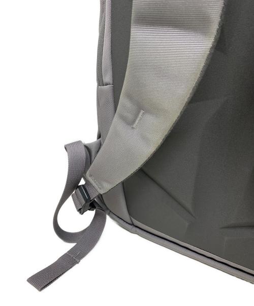 THE NORTH FACE（ザ ノース フェイス）THE NORTH FACE (ザ ノース フェイス) THE NORTH FACE リュック グレーの古着・服飾アイテム
