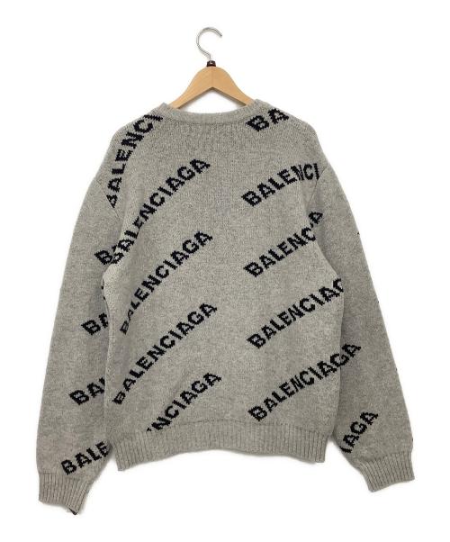 BALENCIAGA（バレンシアガ）BALENCIAGA (バレンシアガ) ロゴ総柄ジャガードオーバーシルエットニット グレー サイズ:Lの古着・服飾アイテム