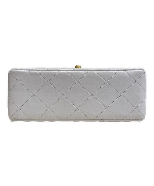 CHANEL（シャネル）CHANEL (シャネル) ミニマトラッセ17 ホワイト サイズ:17の古着・服飾アイテム