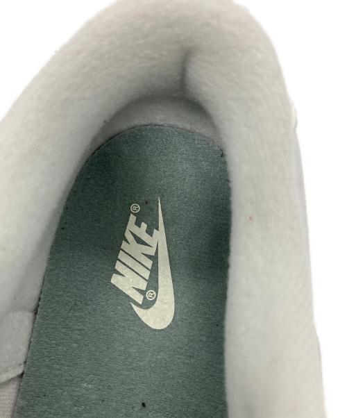 NIKE（ナイキ）NIKE (ナイキ) Nike Dunk Low PRM（ダンクロー）マイカグリーン グレー サイズ:27の古着・服飾アイテム