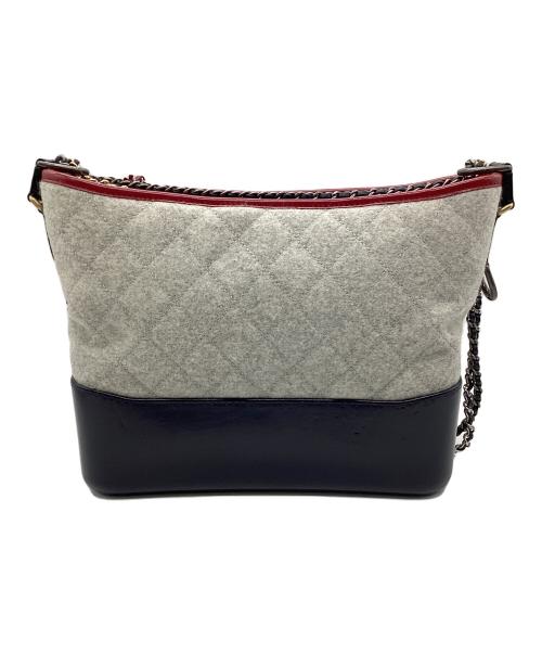 CHANEL（シャネル）CHANEL (シャネル) ガブリエル ドゥ チェーンショルダーバッグ グレー×ネイビーの古着・服飾アイテム