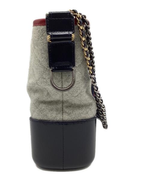 CHANEL（シャネル）CHANEL (シャネル) ガブリエル ドゥ チェーンショルダーバッグ グレー×ネイビーの古着・服飾アイテム