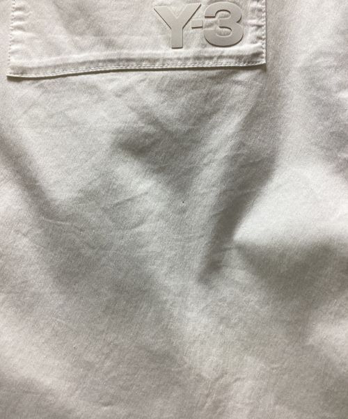Y-3（ワイスリー）Y-3 (ワイスリー) クラシックチェストロゴBDシャツ ホワイト サイズ:XSの古着・服飾アイテム