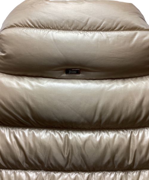 HERNO（ヘルノ）HERNO (ヘルノ) ライトダウンジャケット ベージュ サイズ:Mの古着・服飾アイテム