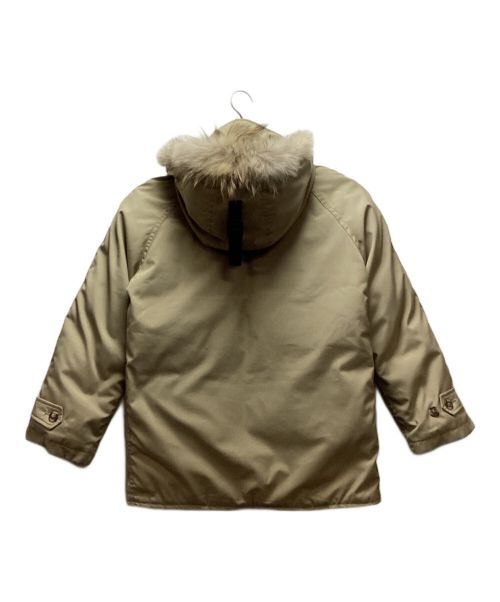 CANADA GOOSE（カナダグース）CANADA GOOSE (カナダグース) ダウンジャケット ベージュ サイズ:Lの古着・服飾アイテム