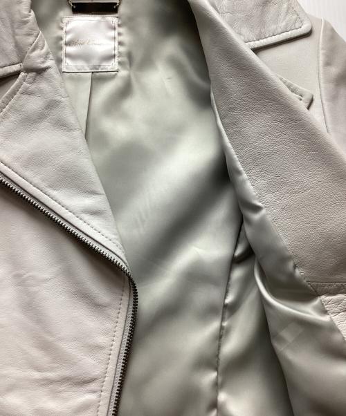 And Couture（アンドクチュール）And Couture (アンドクチュール) ラムレザーライダースジャケット ホワイト サイズ:Freeの古着・服飾アイテム