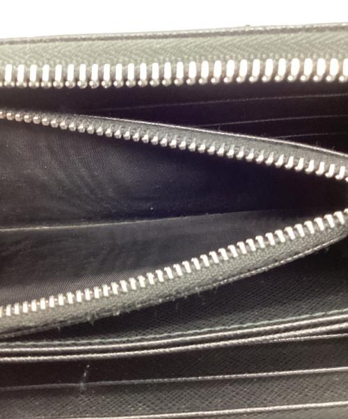 PRADA（プラダ）PRADA (プラダ) ラウンドファスナーウォレット ブラックの古着・服飾アイテム