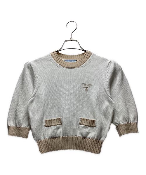 PRADA（プラダ）PRADA (プラダ) ロゴ刺繍ニット ホワイト×ベージュ サイズ:38の古着・服飾アイテム