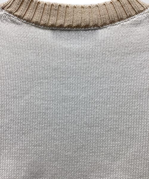 PRADA（プラダ）PRADA (プラダ) ロゴ刺繍ニット ホワイト×ベージュ サイズ:38の古着・服飾アイテム