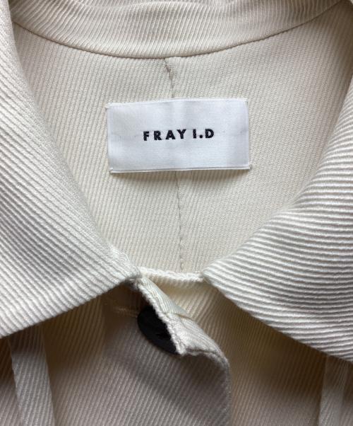 FRAY ID（フレイ アイディー）FRAY ID (フレイ アイディー) ケープステンカラーツイルリバーコート ベージュ サイズ:Lの古着・服飾アイテム