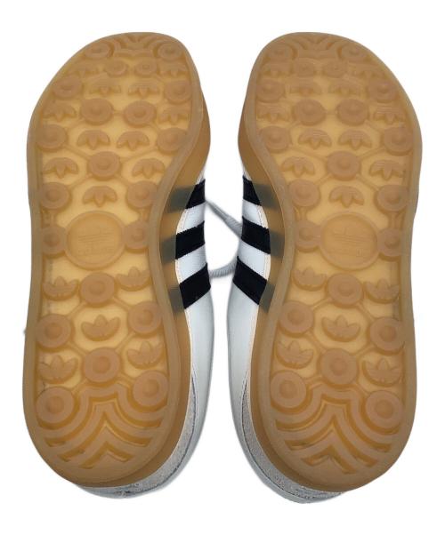 adidas（アディダス）adidas (アディダス) スニーカー ホワイト×ブラック サイズ:26.5の古着・服飾アイテム