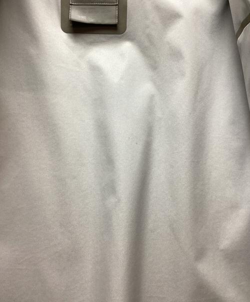 DESCENTE（デサント）DESCENTE (デサント) ハードシェルジャケット ベージュ サイズ:Lの古着・服飾アイテム