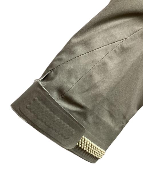 DESCENTE（デサント）DESCENTE (デサント) ハードシェルジャケット ベージュ サイズ:Lの古着・服飾アイテム